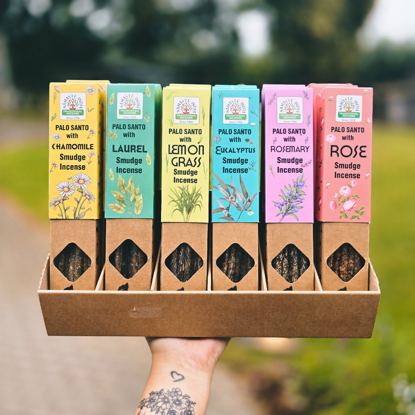 Palo Santo su ramunėlėmis – švelnūs raminantys smilkalai (25 g)