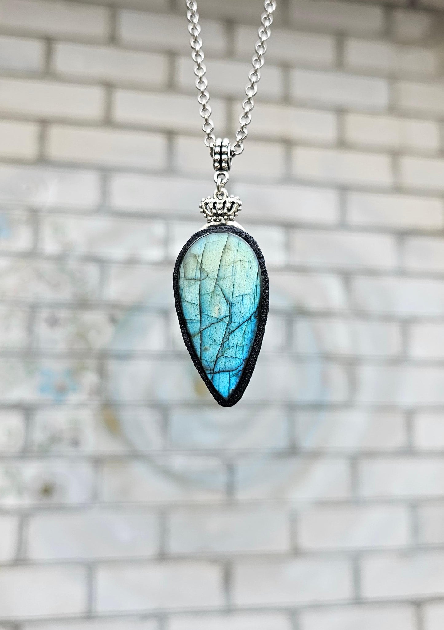 Labradorite pendant, polymer clay frame, heart detail, silver color chain