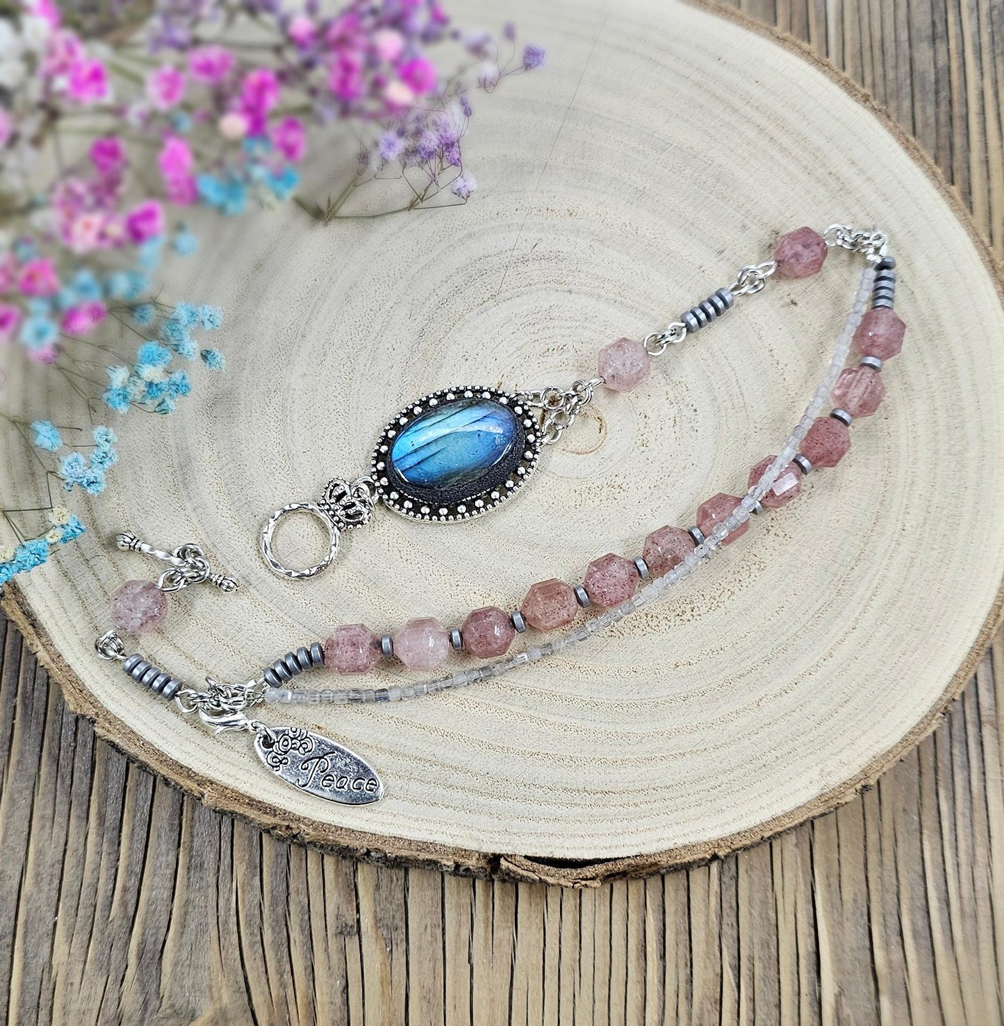 Handcrafted Labradorite and Strawberry Quartz Bracelet – Unique Wrap Design with a Blue Shimmering Centerpiece