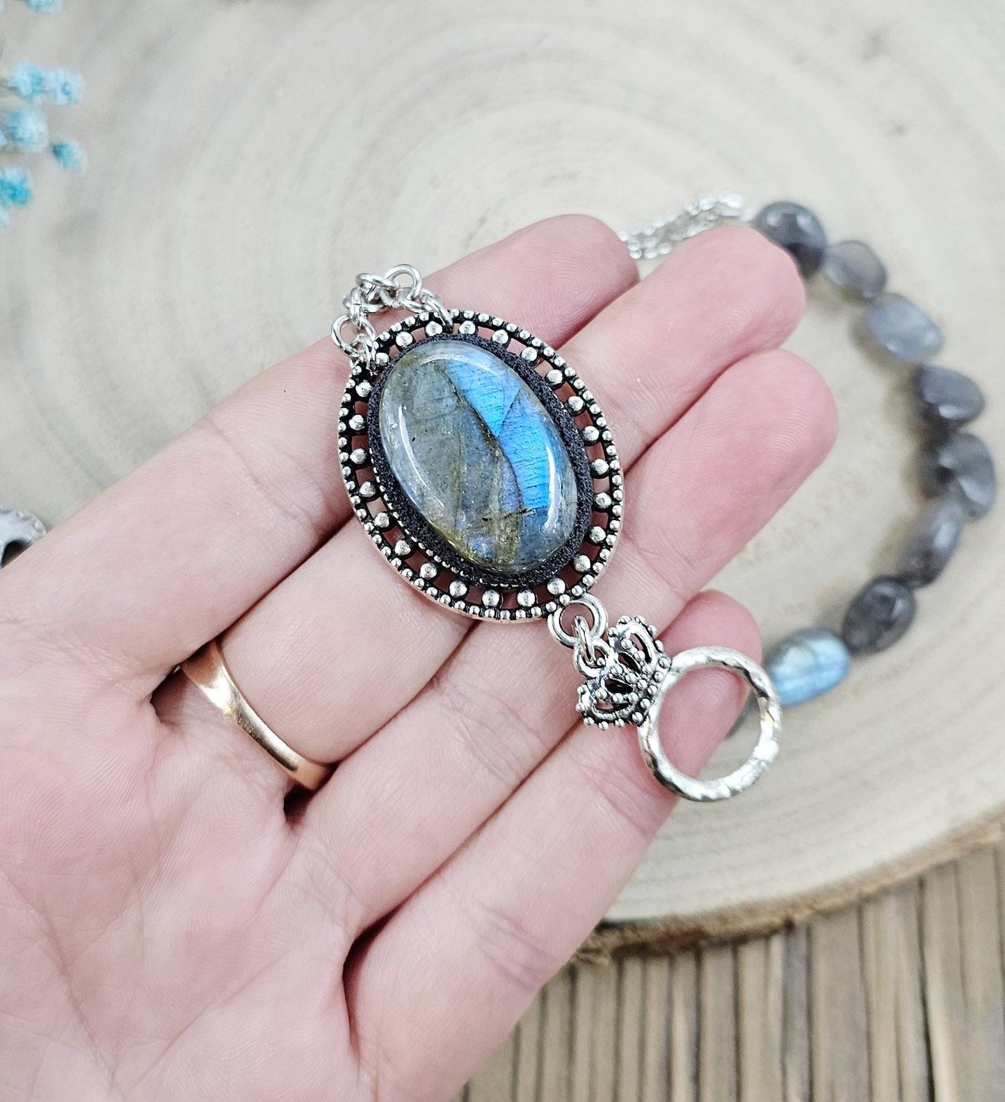 Handcrafted Labradorite Bracelet, Blue and gray colors – Unique Wrap Design, Elegant and Healing Stone Jewelry for Everyday Wear