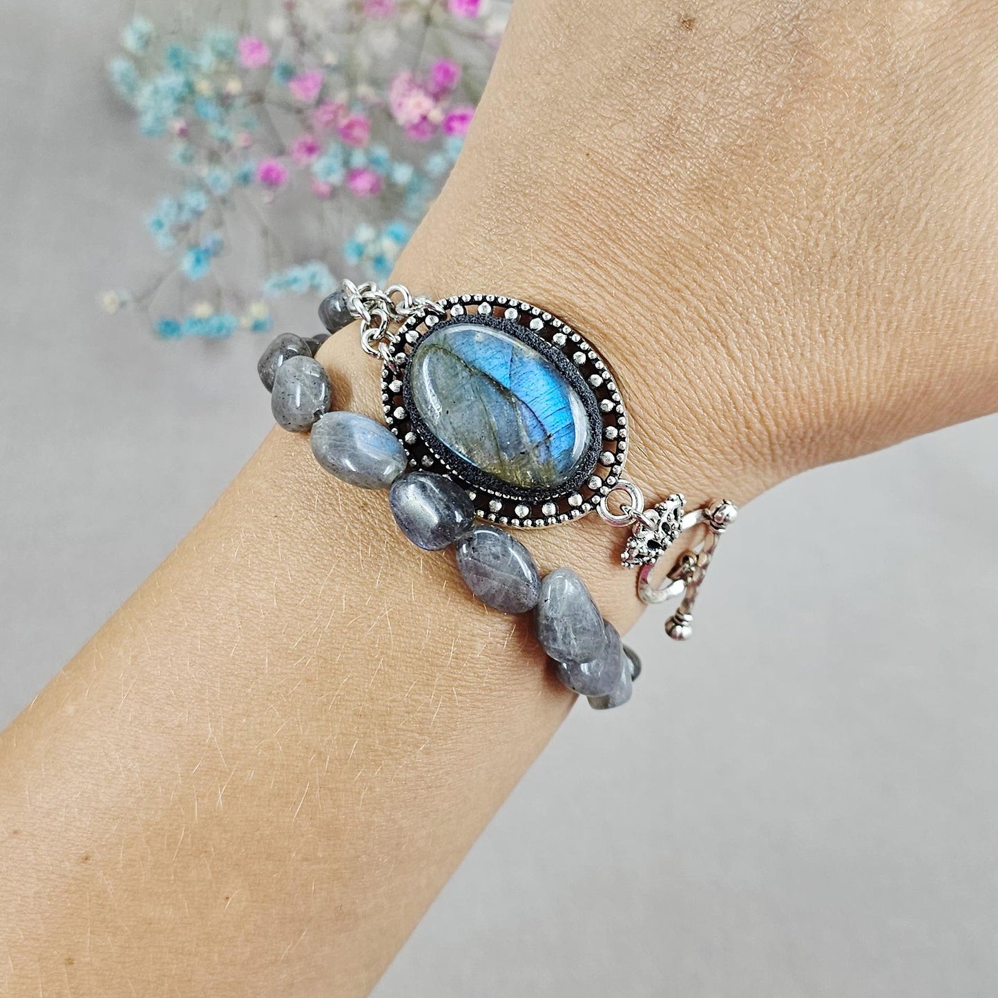 Handcrafted Labradorite Bracelet, Blue and gray colors – Unique Wrap Design, Elegant and Healing Stone Jewelry for Everyday Wear