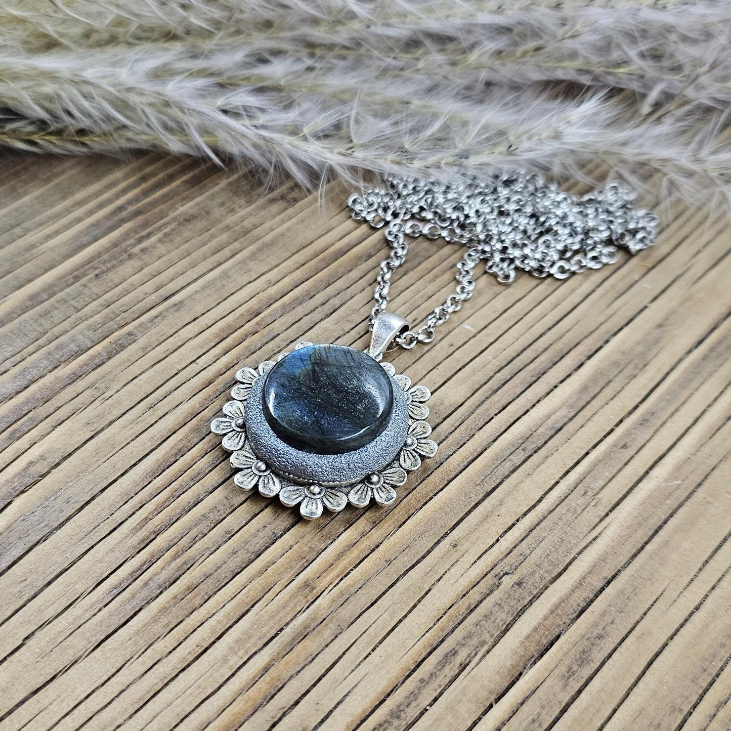 Labradorite pendant