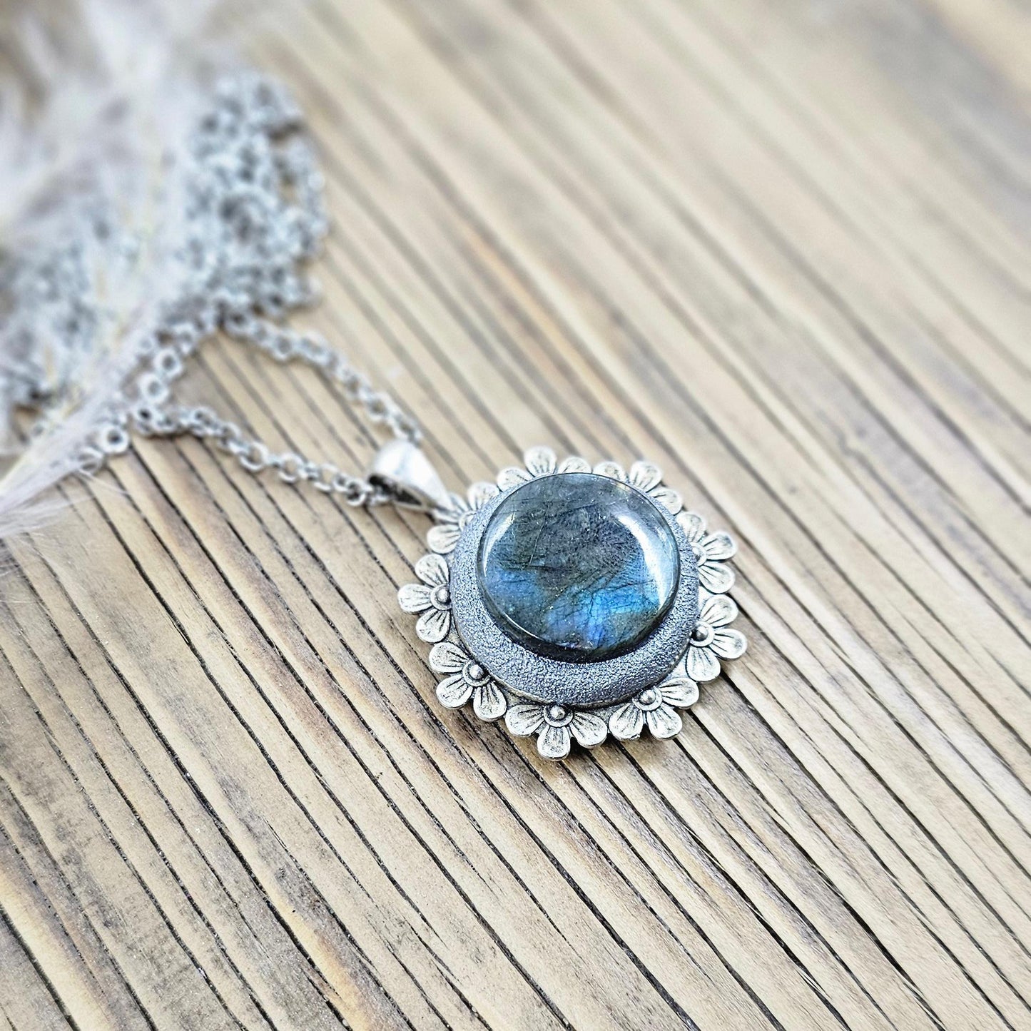 Labradorite pendant