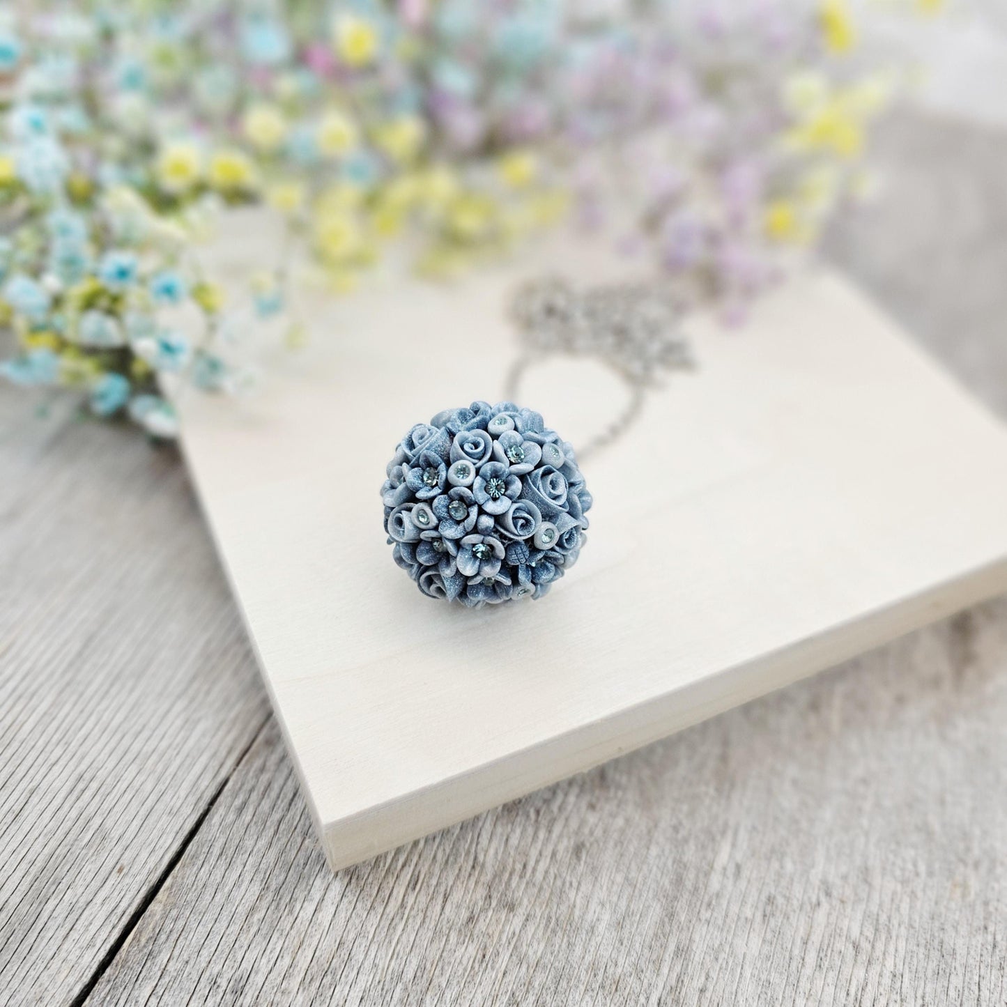 Elegant Grey Floral Polymer Clay Pendant with Crystals – Handmade Flower Jewelry on Metal Chain
