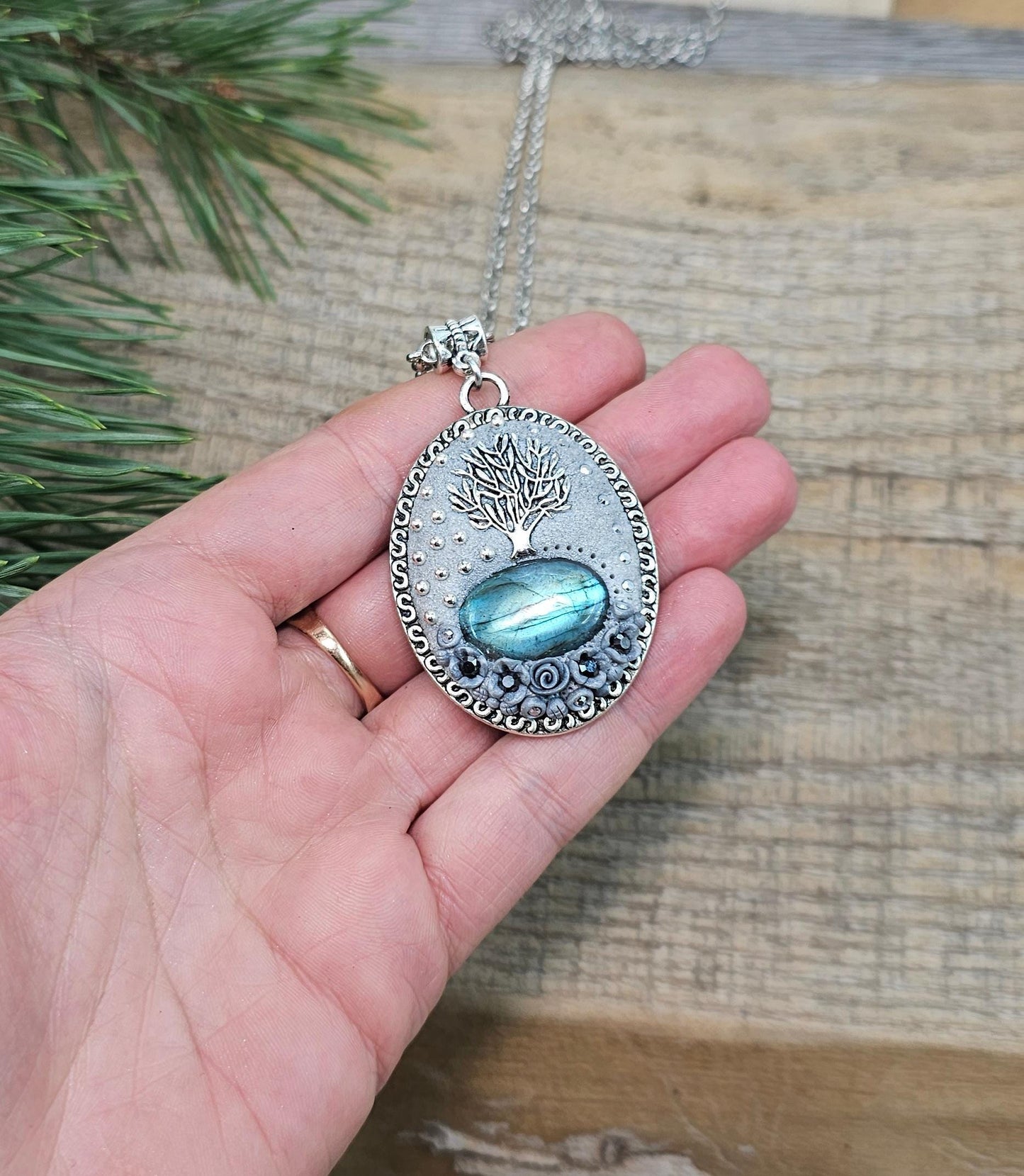 This unique design is perfect as a thoughtful gift for nature lovers, spiritual enthusiasts, or anyone who cherishes meaningful jewelry.