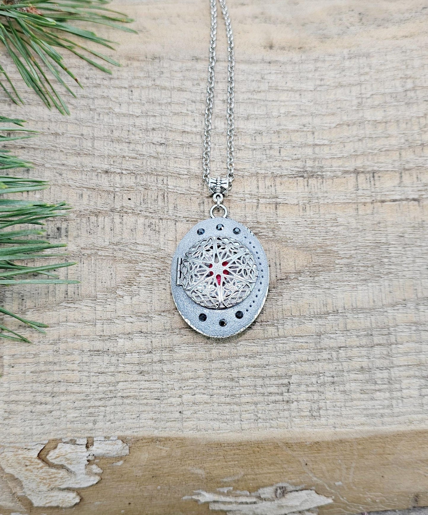 This unique design is perfect as a thoughtful gift for nature lovers, spiritual enthusiasts, or anyone who cherishes meaningful jewelry.