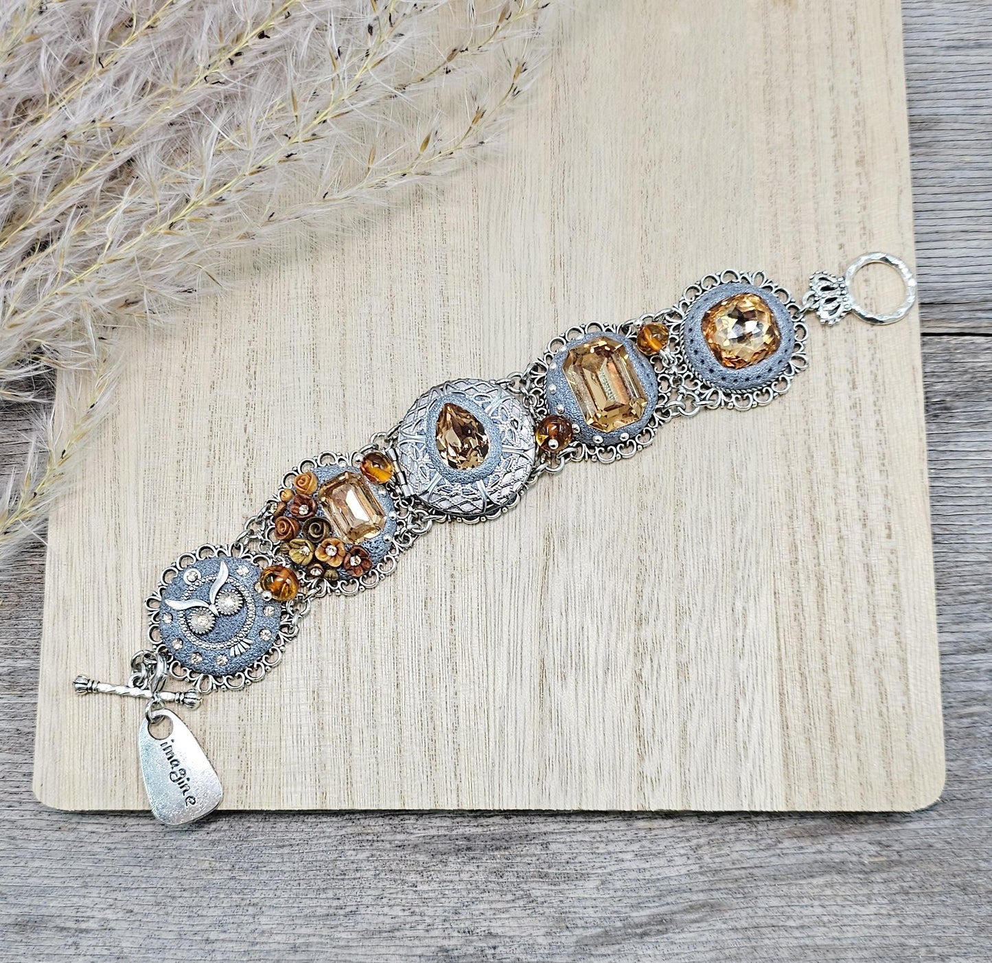 Gold color crystal bracelet with locket, owl detail, polymer clay flowers, floral bracelet. With amber beads. Amber Beads, Gold Beads, Tone Bracelet, Owl Bracelet, Polymer Flowers, Crystal Bracelet, Gold Crystal