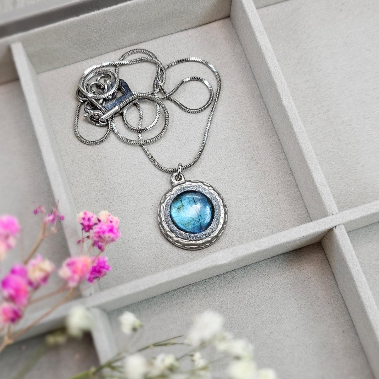 Handmade labradorite pendant necklace with a short stainless steel chain. Features a unique polymer clay setting. One of a kind magical jewelry, perfect gift for her.