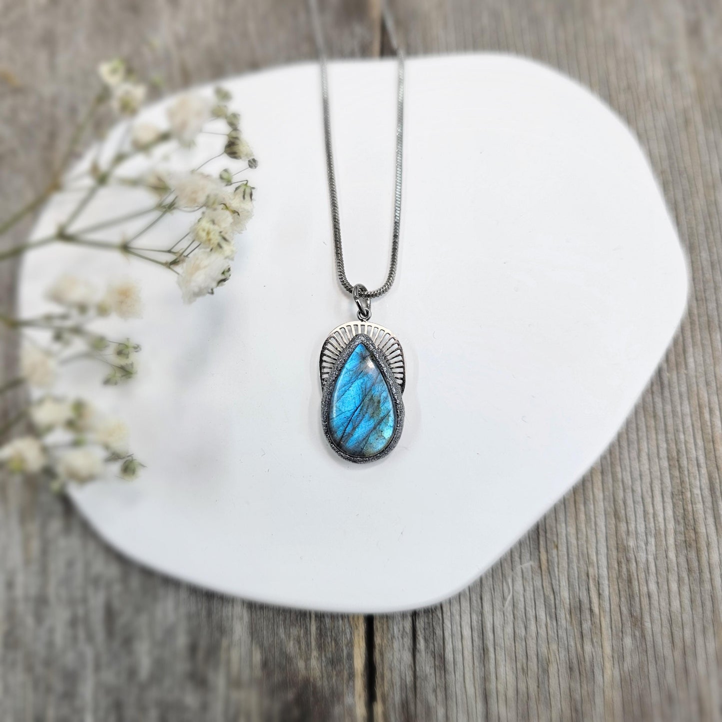 Delicate Labradorite Necklace – Small Blue Glow Pendant – Stainless Steel Minimalist Jewelry – Magical Gift for Her - Minimalistic pendant