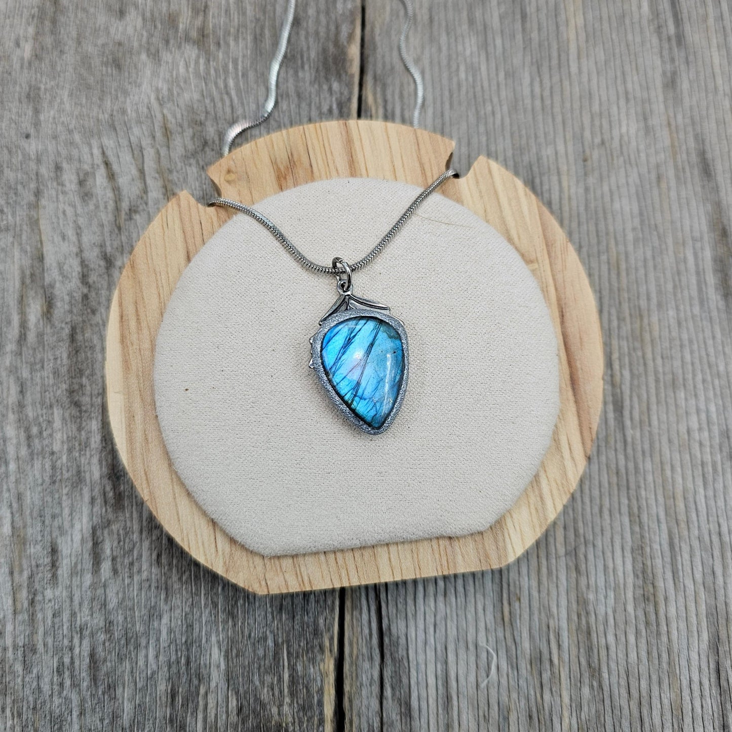 Handmade labradorite pendant necklace with a short stainless steel chain. Features a unique polymer clay setting. One of a kind magical jewelry, perfect gift for her.