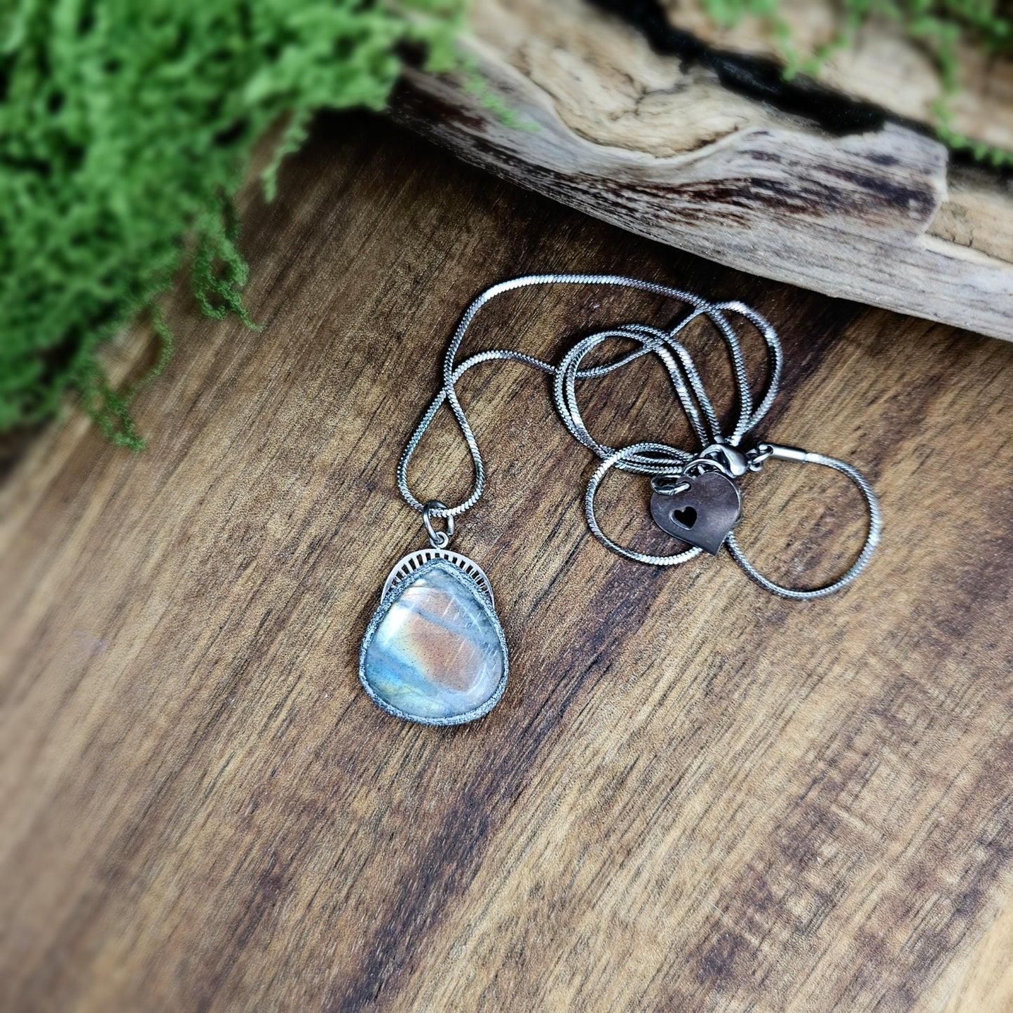 Handmade labradorite pendant necklace with a short stainless steel chain. Features a unique polymer clay setting. One of a kind magical jewelry, perfect gift for her.