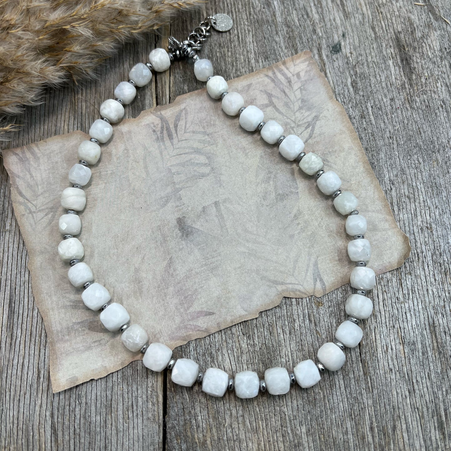 Mėnulio akmens komplektas (galima pirkti atskirai)