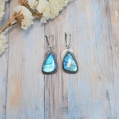 Labradorito auskarai 'Trikampiai'