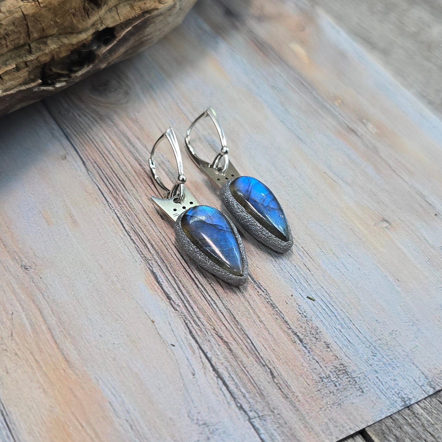 Labradorito auskarai 'Katinėliai'