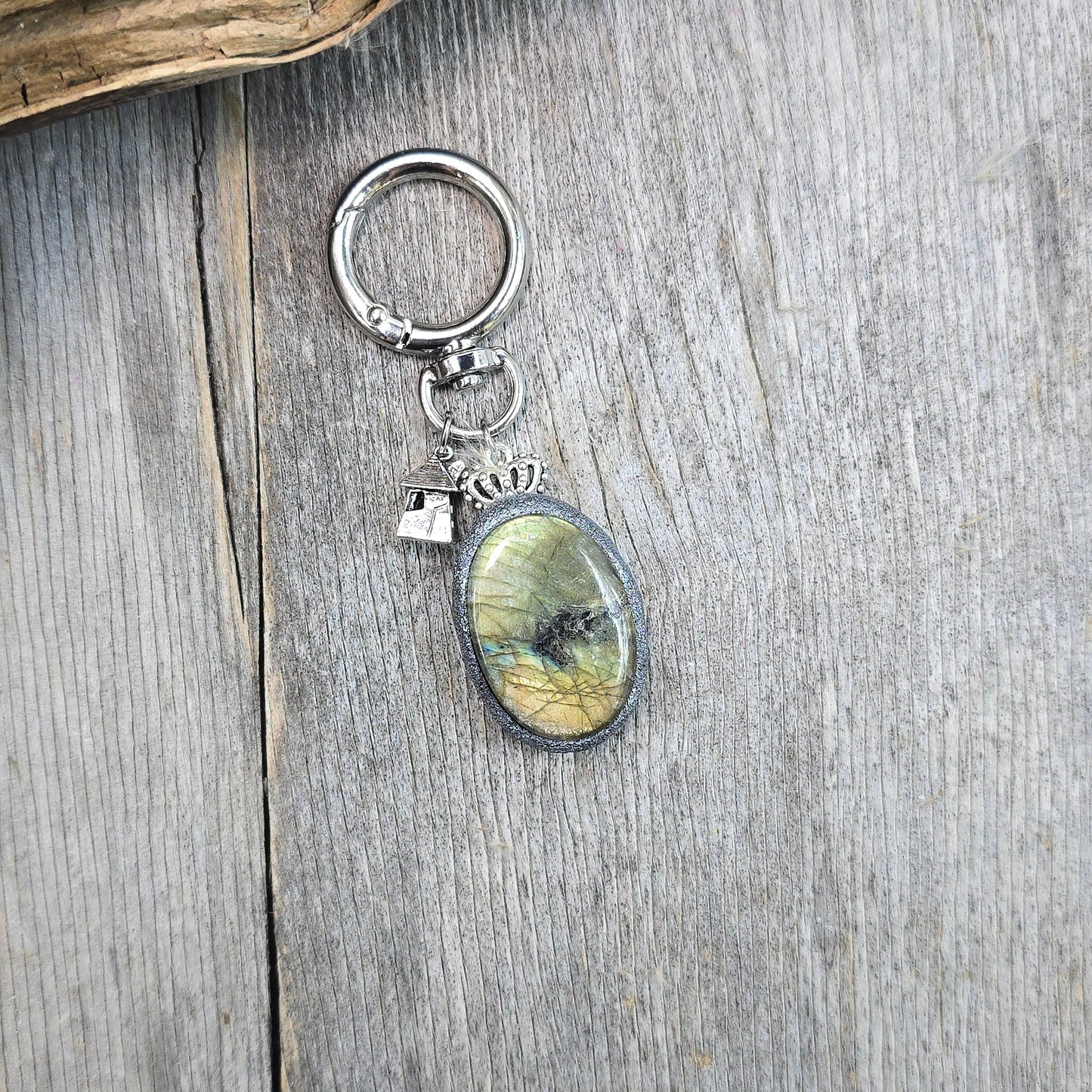 Raktų pakabukas su labradoritu