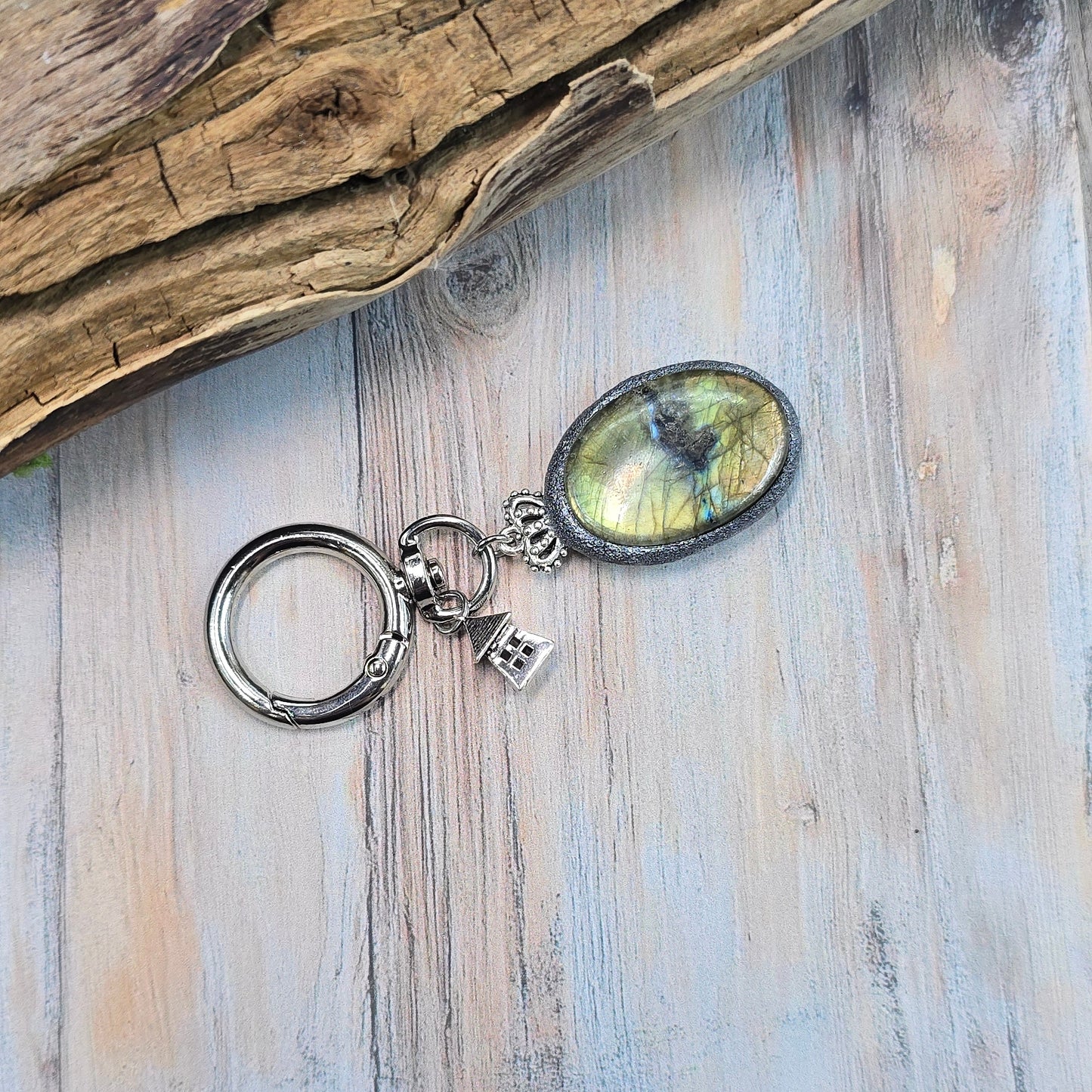 Raktų pakabukas su labradoritu