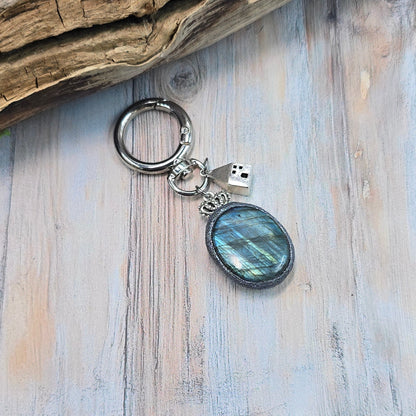 Raktų pakabukas su labradoritu