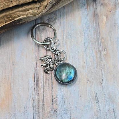Raktų pakabukas su labradoritu