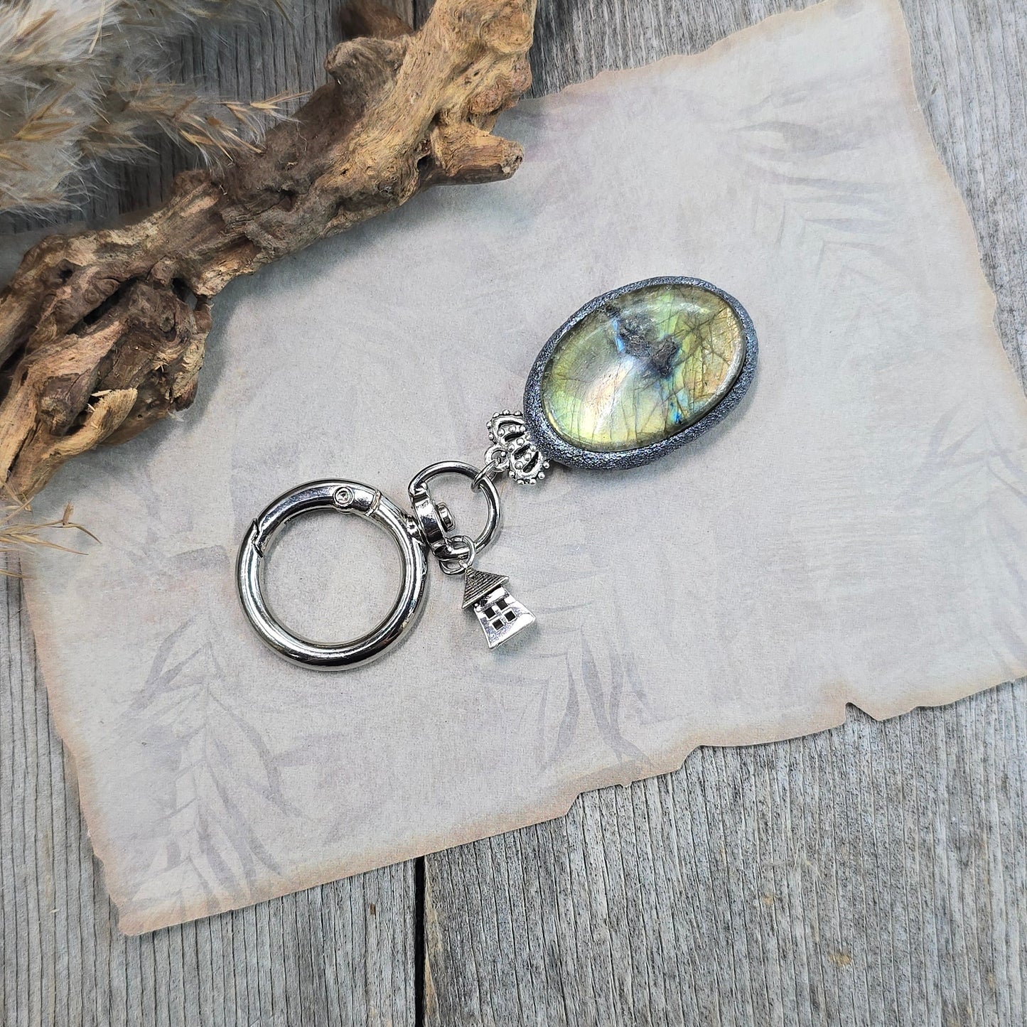 Raktų pakabukas su labradoritu