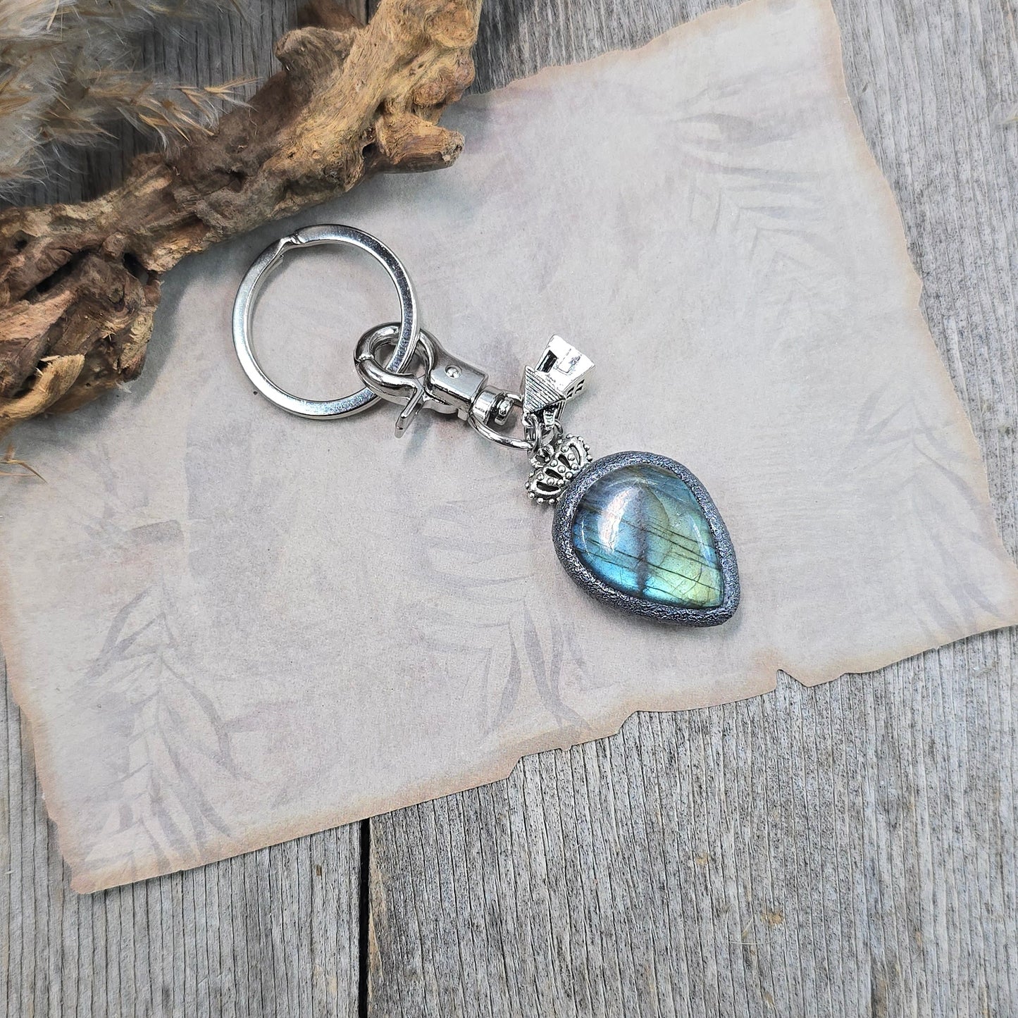 Raktų pakabukas su labradoritu