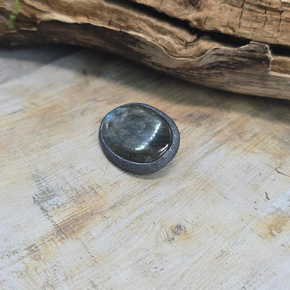 Sagė su labradoritu