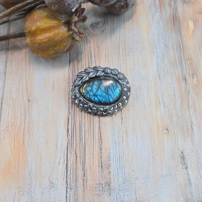 Sagė su labradoritu