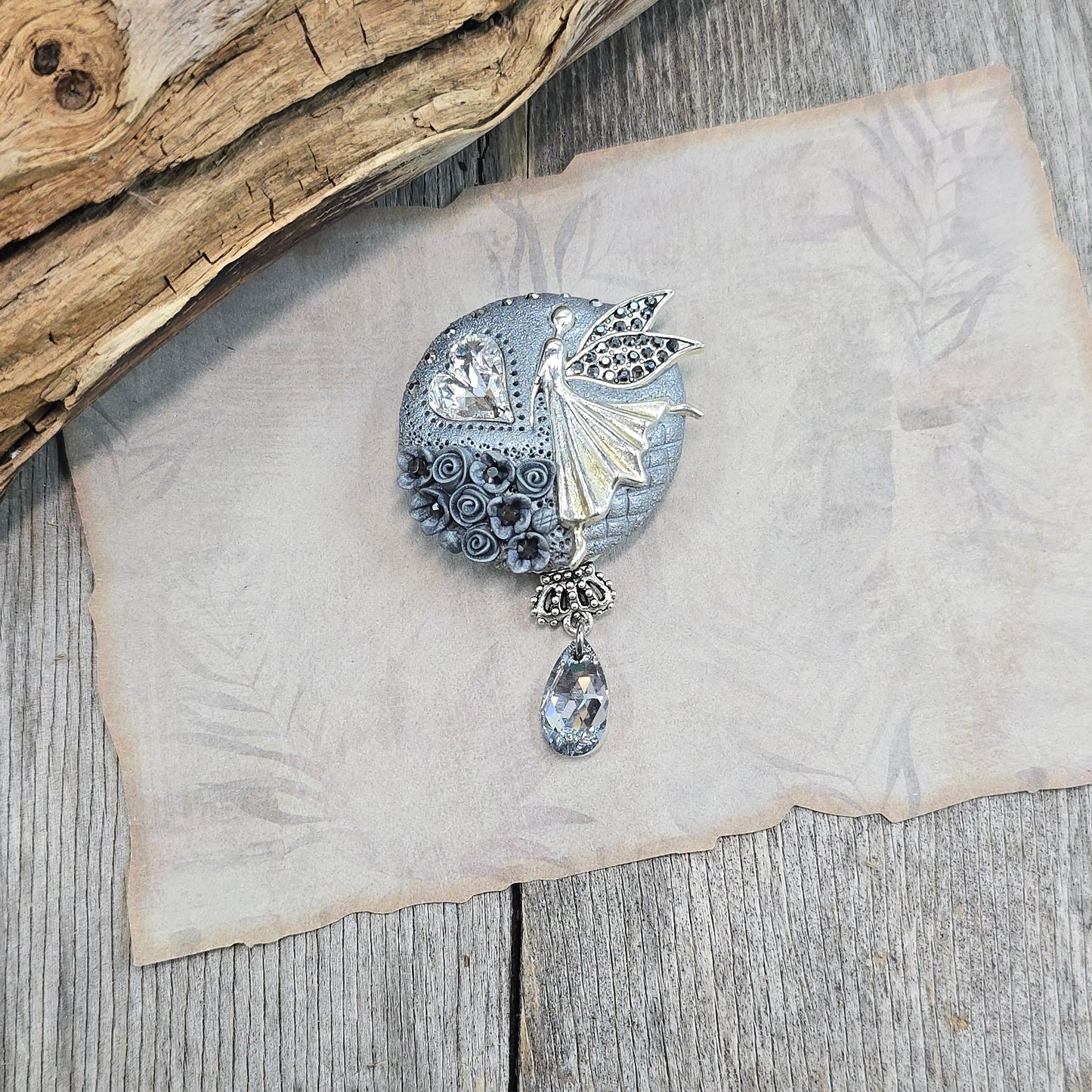 Sagė su fėja ir širdele