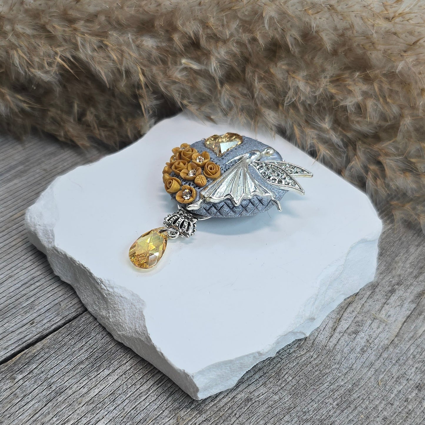 Sagė su fėja ir širdele