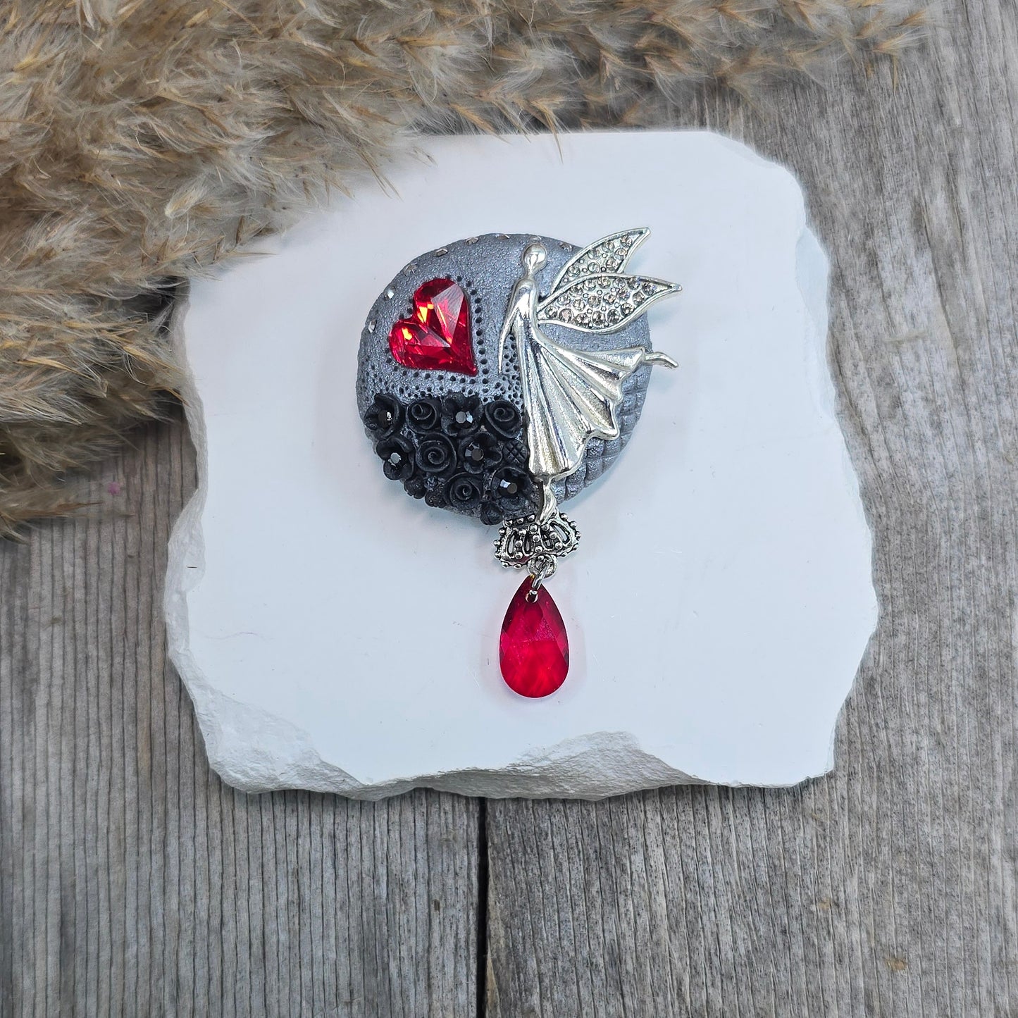 Sagė su fėja ir širdele