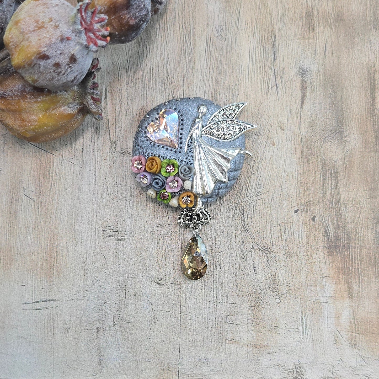 Sagė su fėja ir širdele