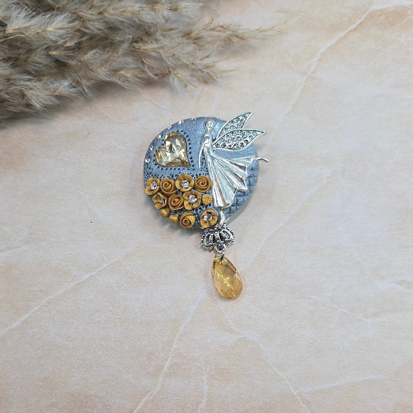 Sagė su fėja ir širdele