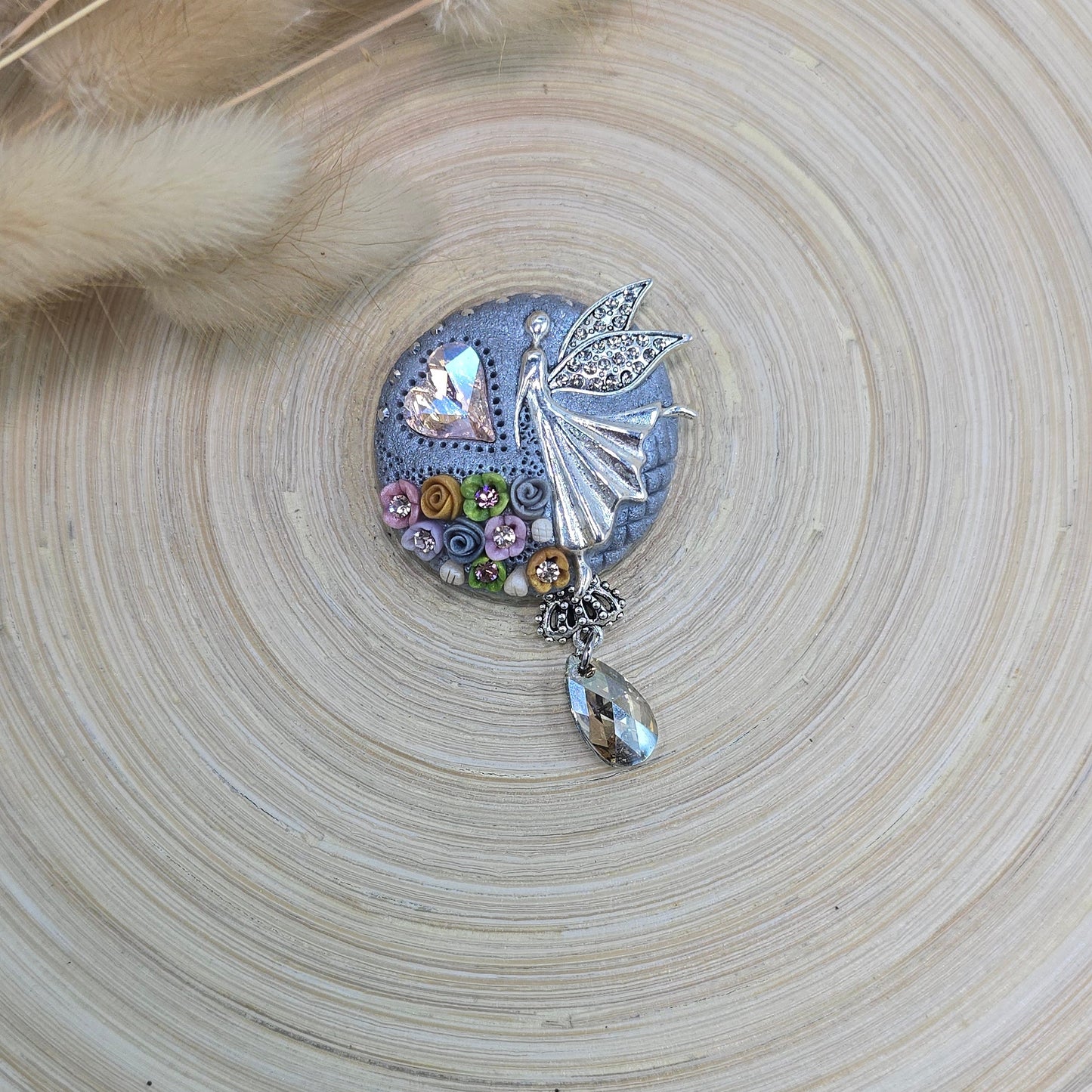 Sagė su fėja ir širdele