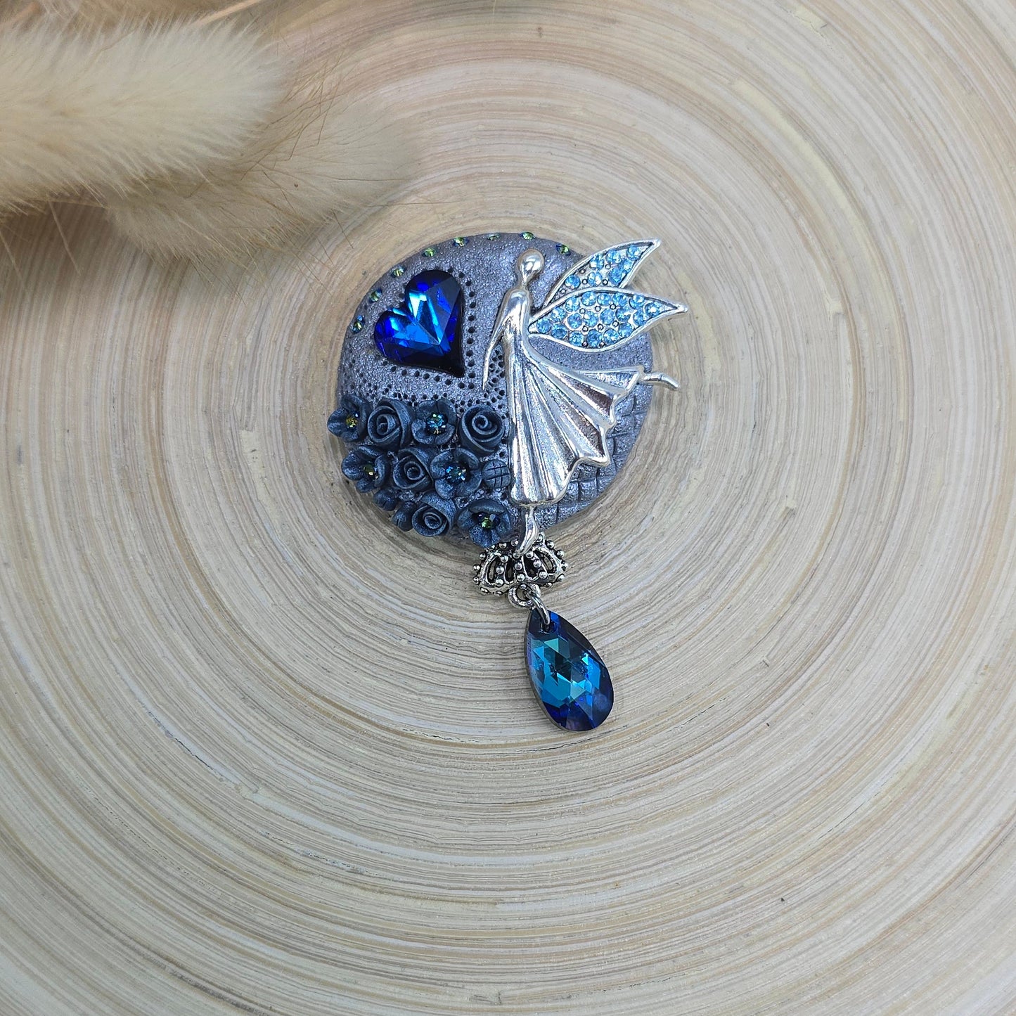 Sagė su fėja ir širdele