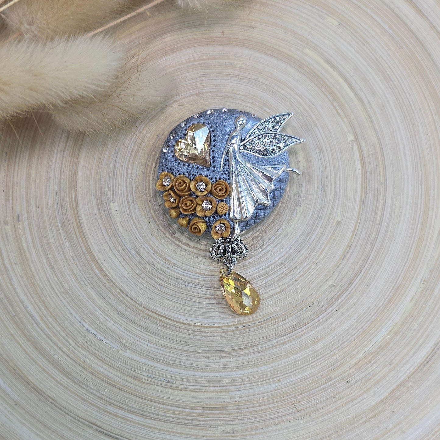 Sagė su fėja ir širdele