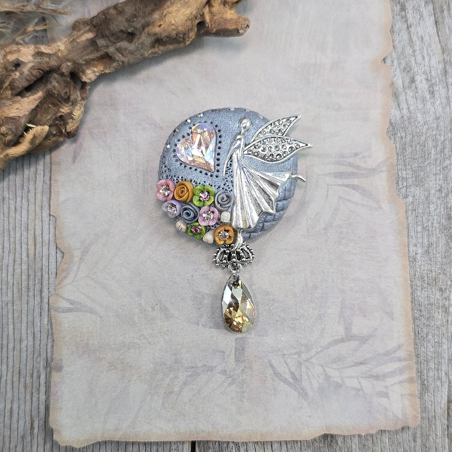 Sagė su fėja ir širdele