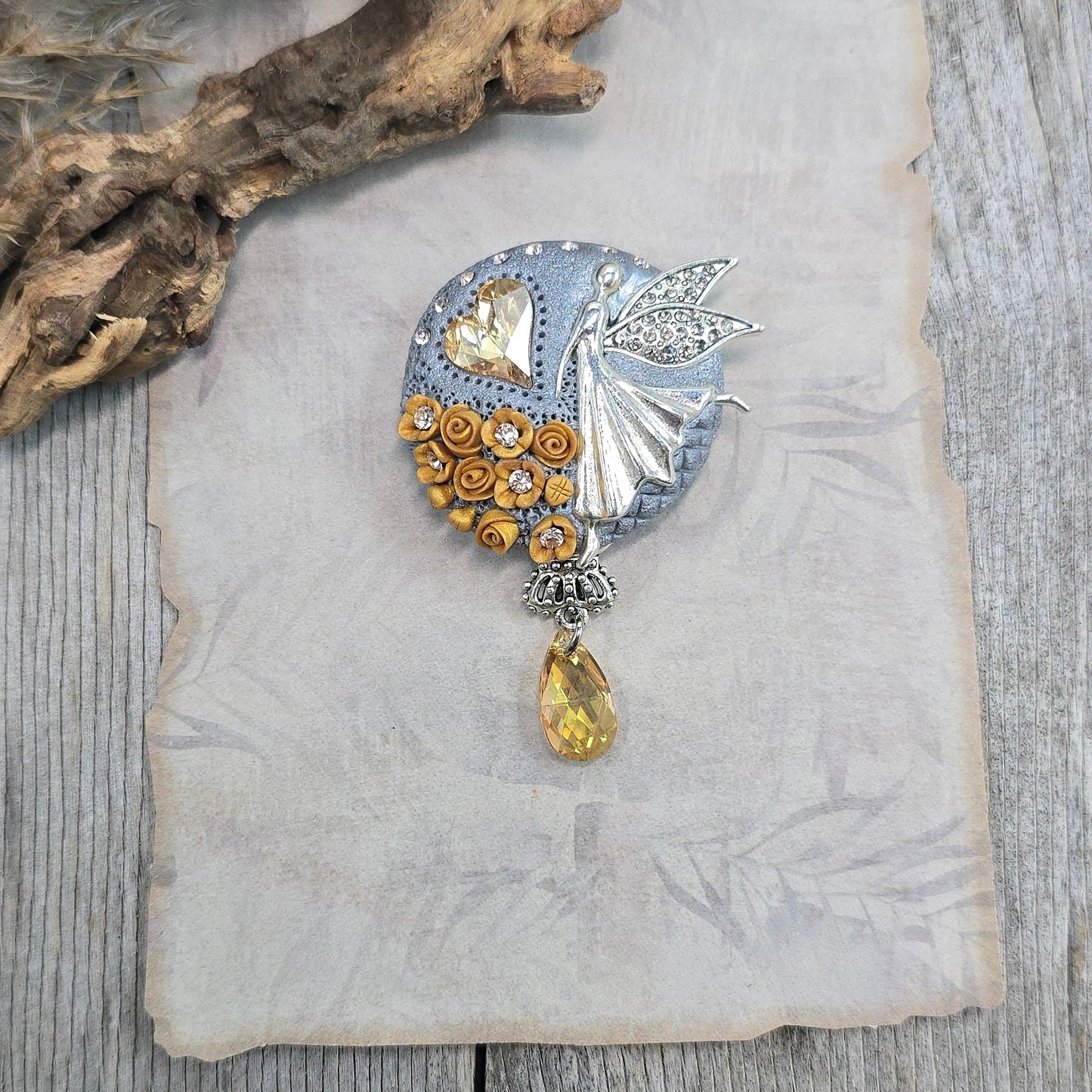 Sagė su fėja ir širdele