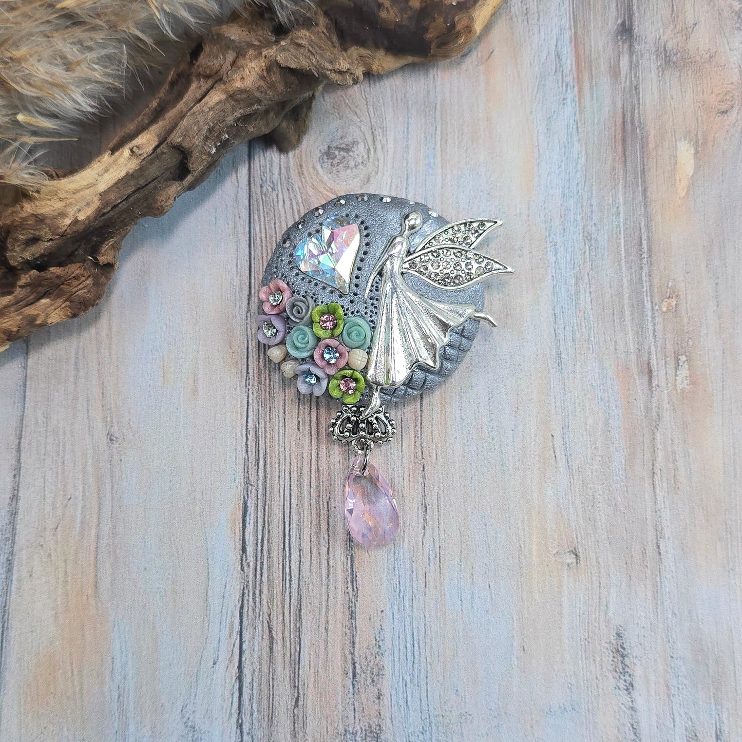 Sagė su fėja ir širdele