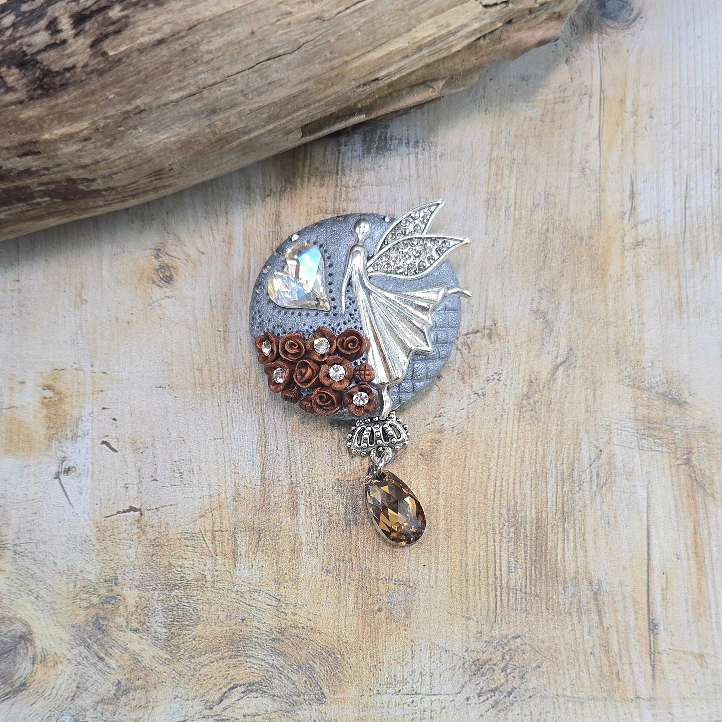 Sagė su fėja ir širdele