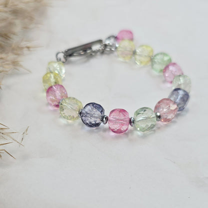 Apyrankė iš sintetinio (topazo imitacijos) akmens