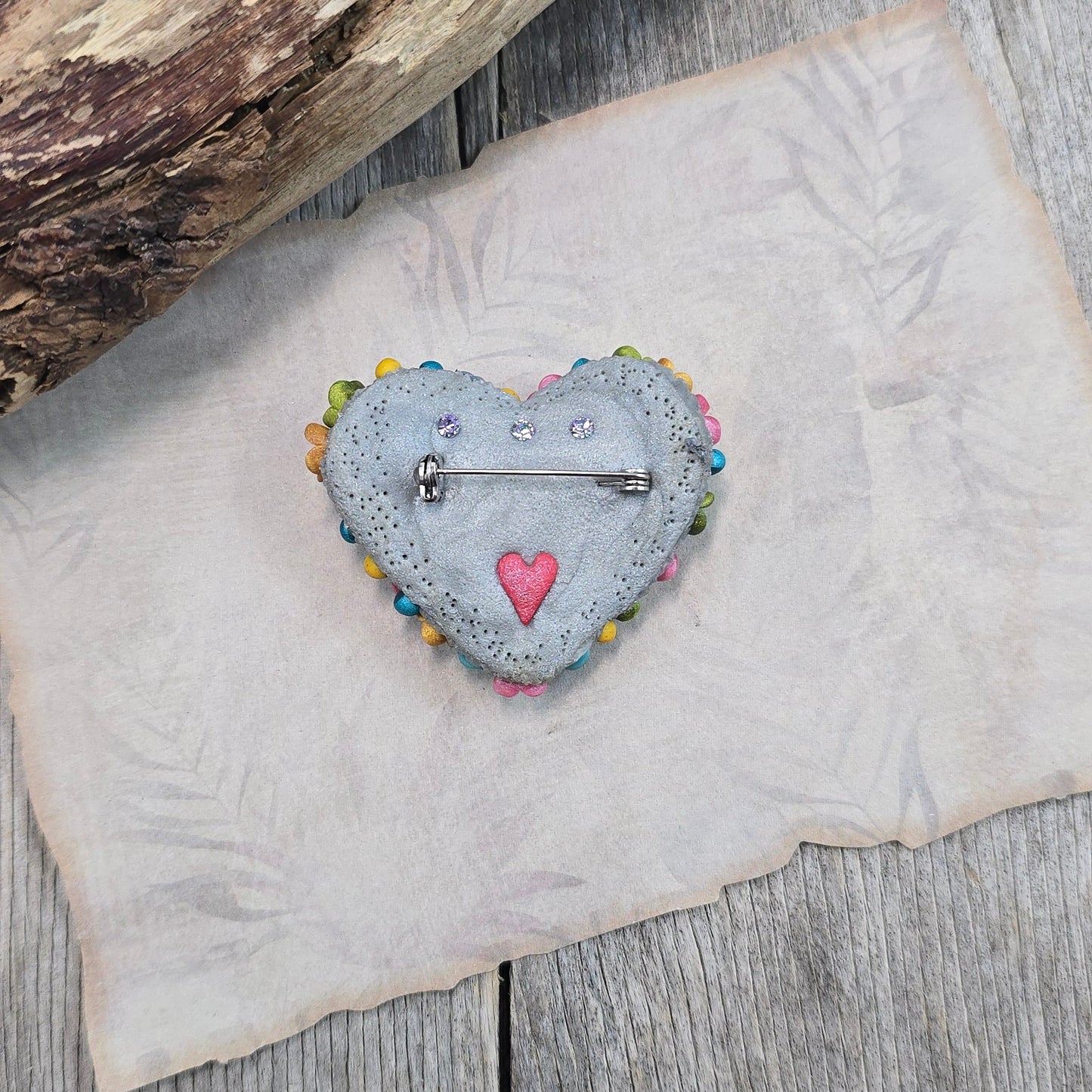 Spalvota sagė širdelė