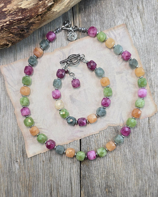 Spalvotas komplektas