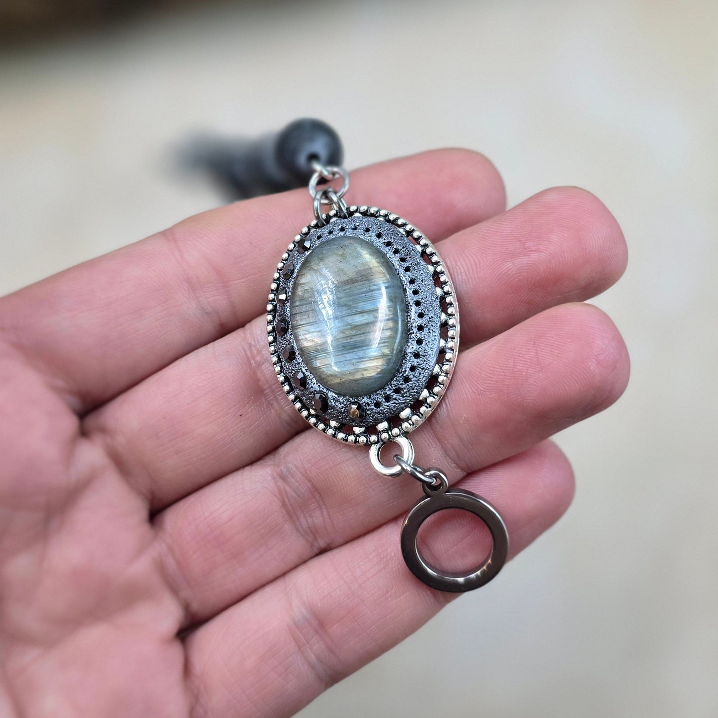 Labradorito ir juodo marmuro apyrankė