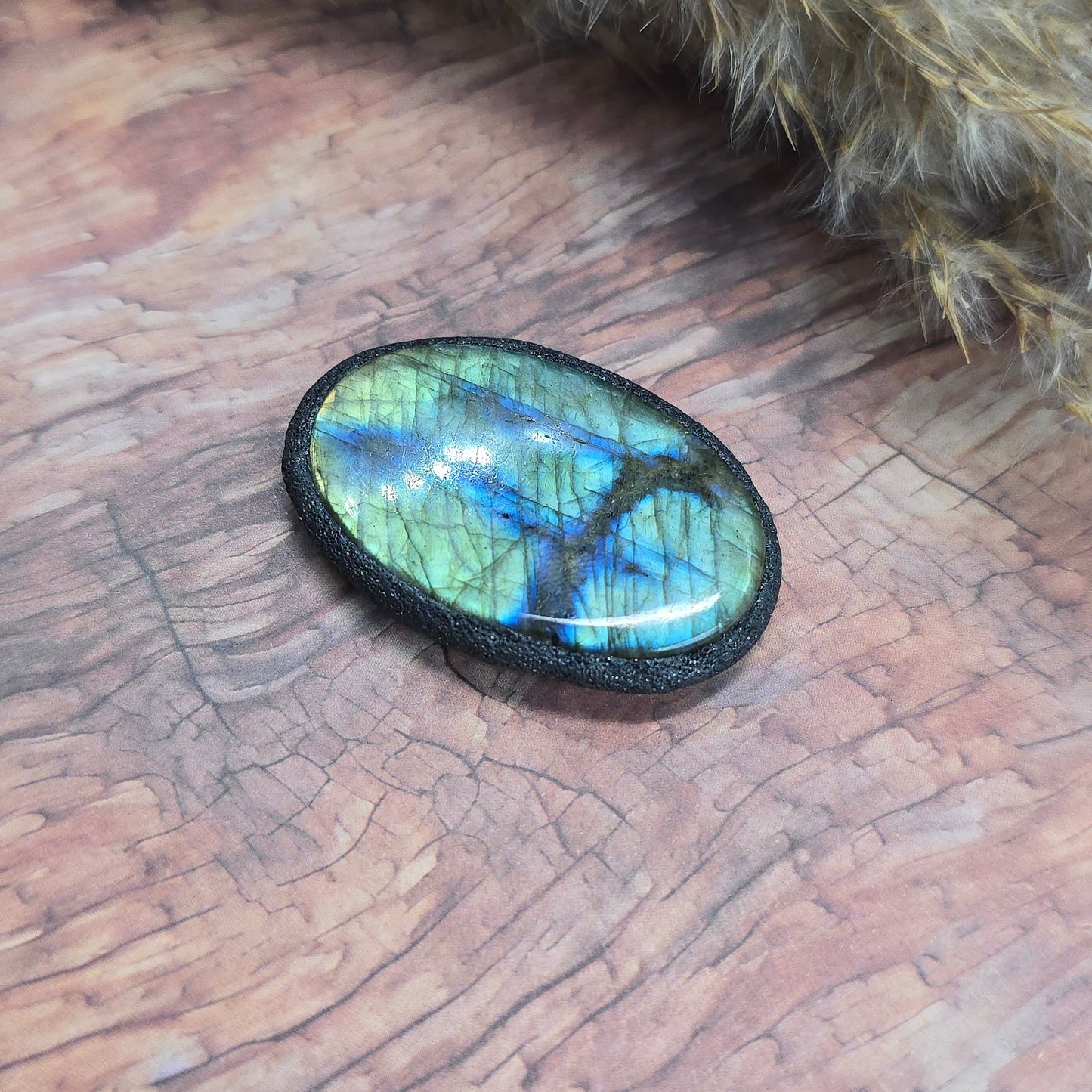 Labradoritas sargas (didesnis)