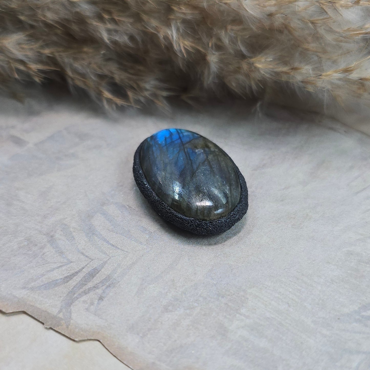 Labradoritas sargas (didesnis)