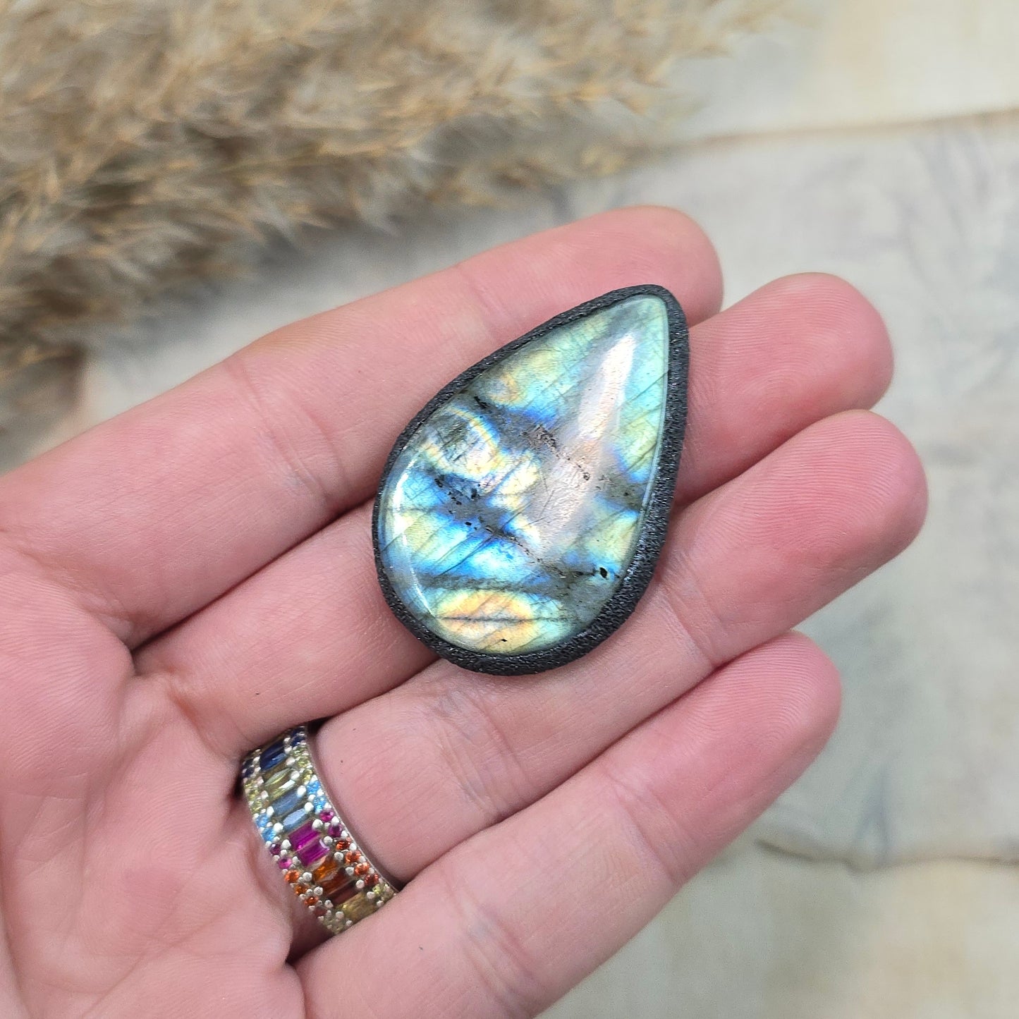 Labradoritas sargas, didesnis