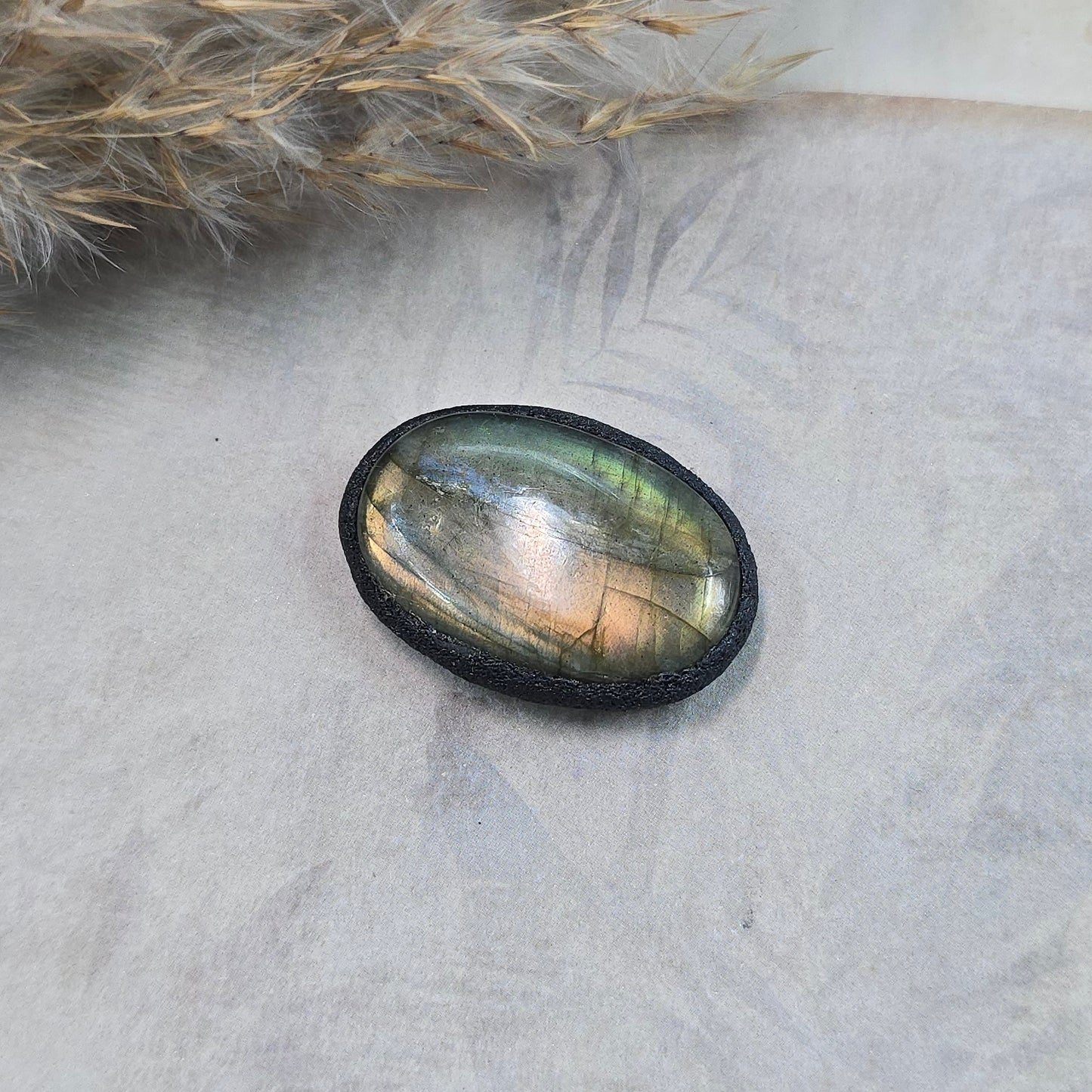 Labradoritas sargas, vidutinis