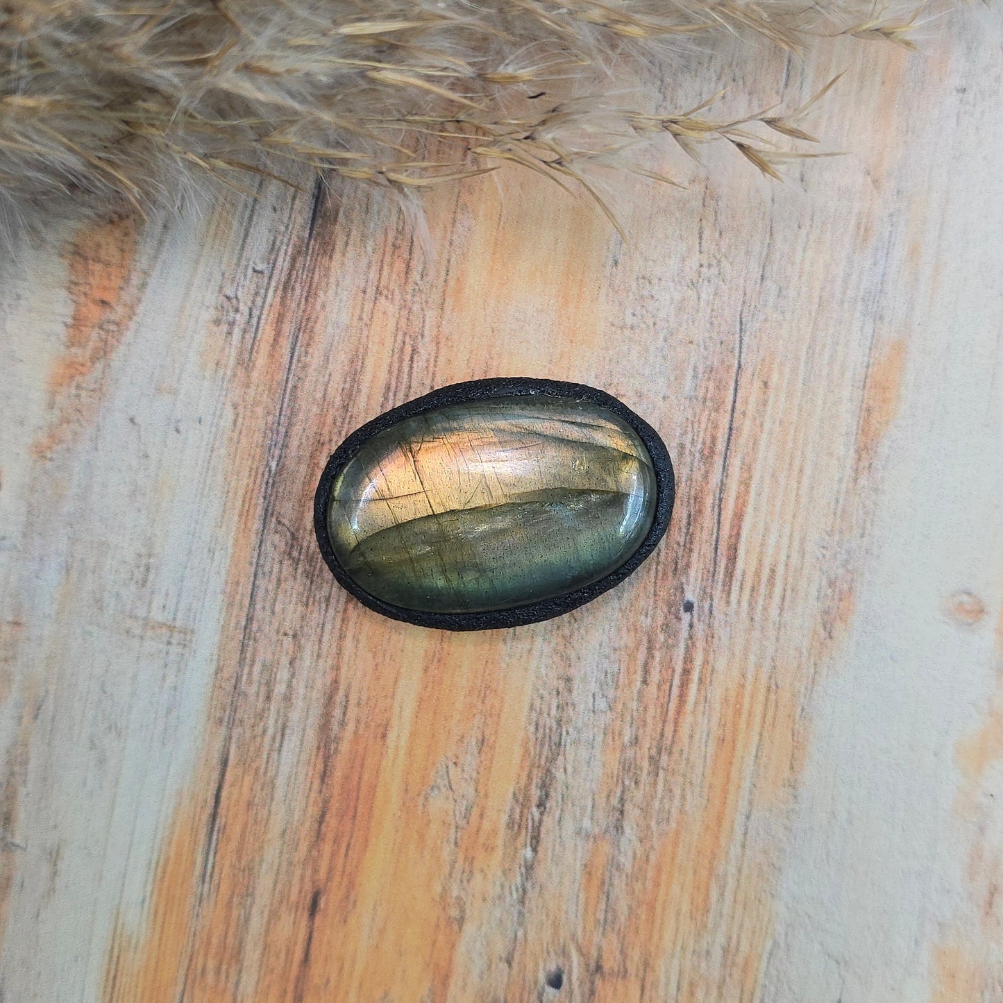 Labradoritas sargas, vidutinis