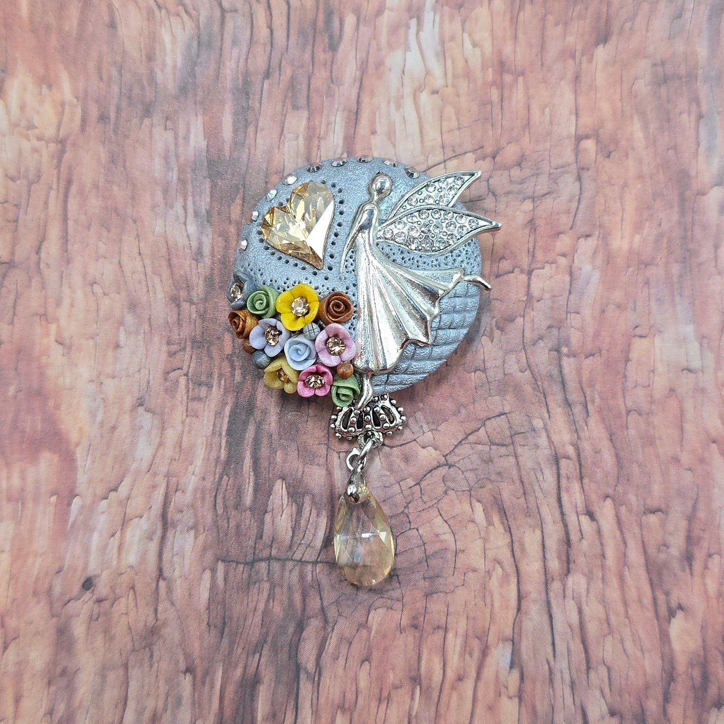 Spalvota sagė su fėja ir širdele