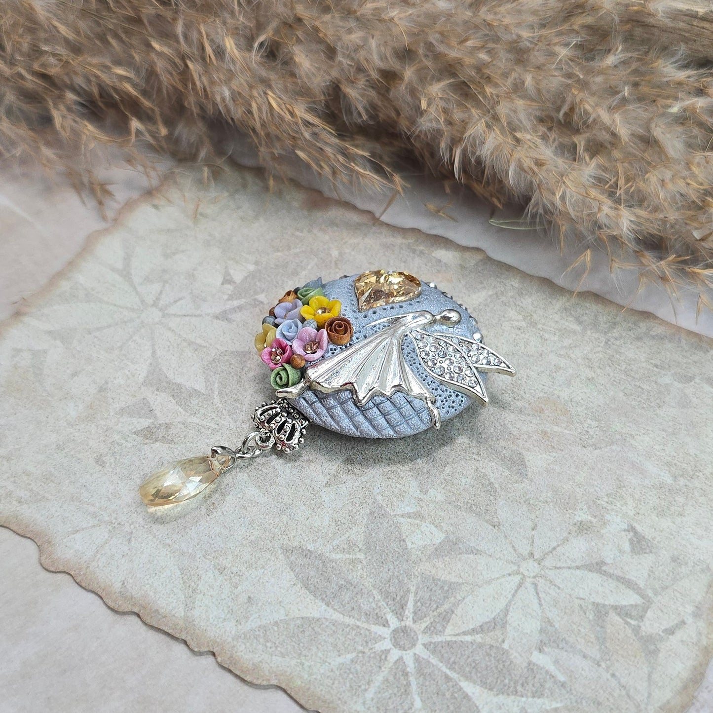 Spalvota sagė su fėja ir širdele