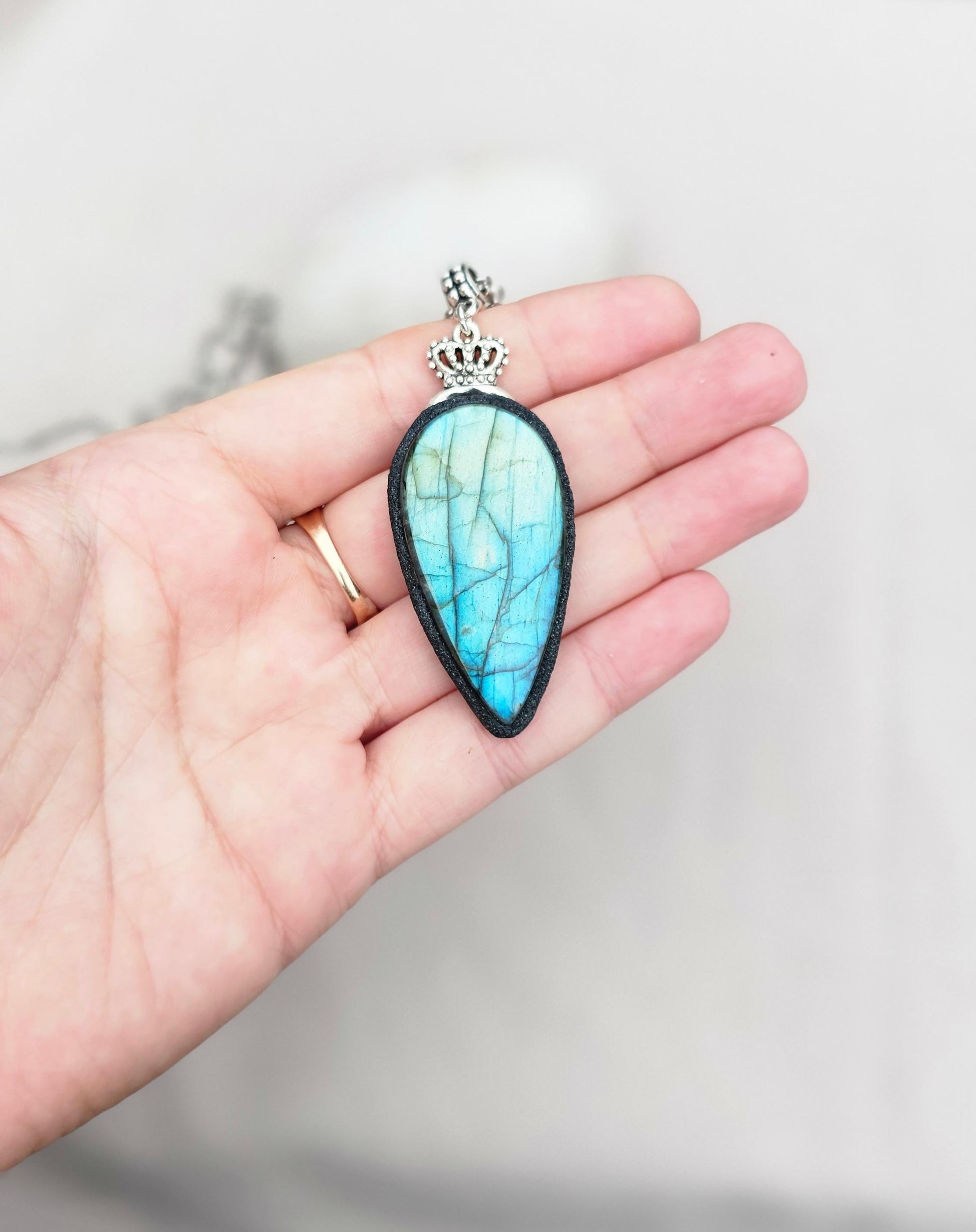 Labradorite pendant, polymer clay frame, heart detail, silver color chain